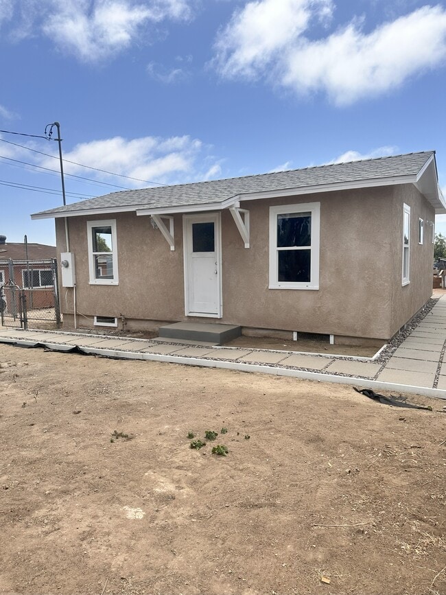 Building Photo - Ridgeway Home