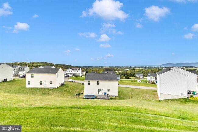 Building Photo - 38 Diopside Dr