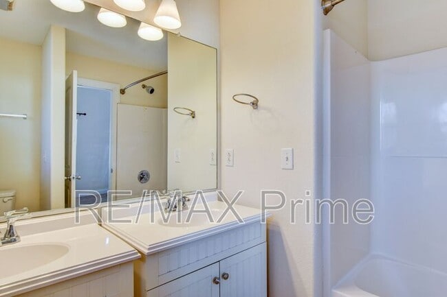 Building Photo - 4923 Krick St