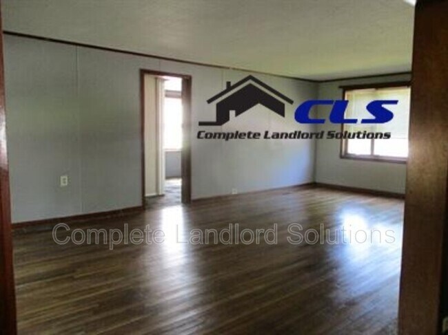 Building Photo - 2235 N 28th St