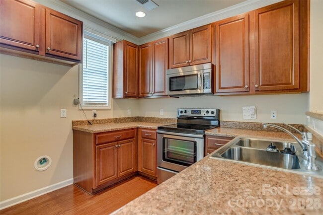 Building Photo - 11177 Cedar Walk Lane