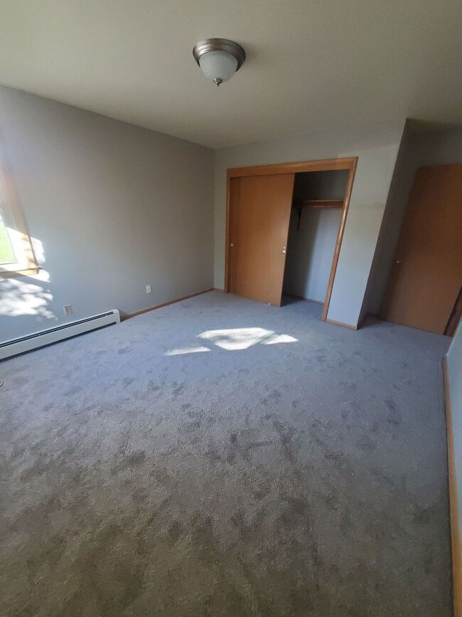 Building Photo - 7343 N Teutonia Ave