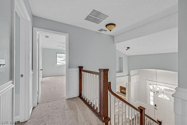 Building Photo - 2238 Marlboro Dr