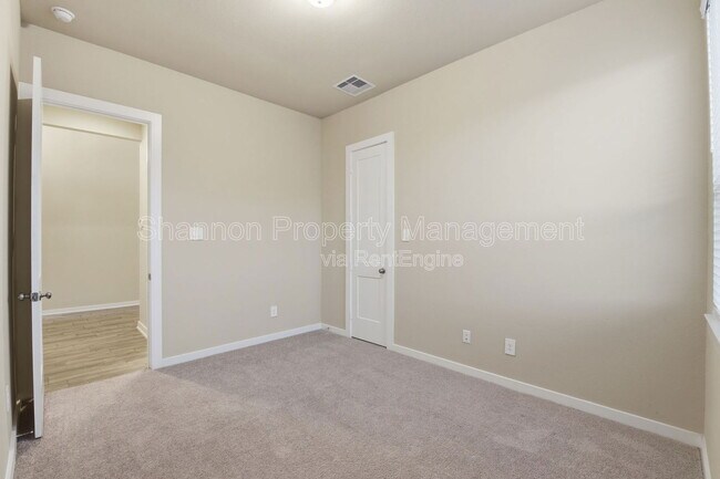 Building Photo - 9515 Willard Dr