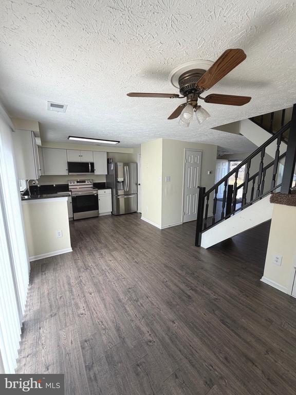 Building Photo - 4715 Still Pl