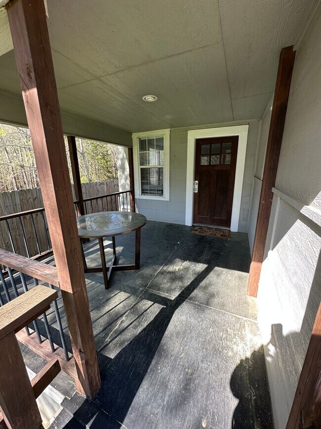 Building Photo - 15930 Hwy 64 E