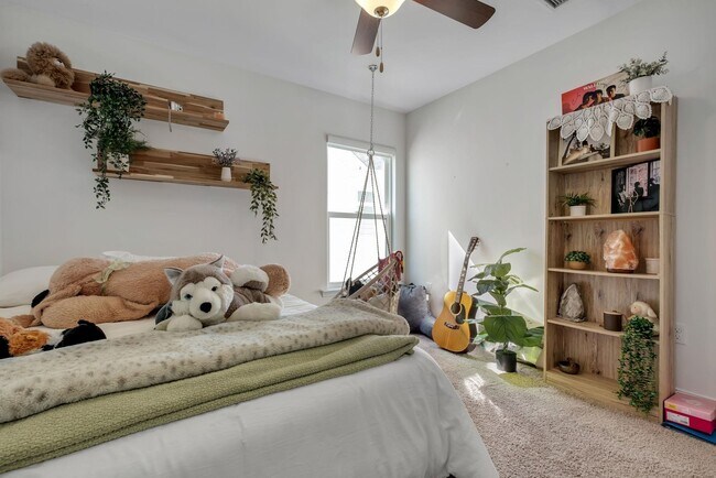 Building Photo - 458 Grand Oaks Rd