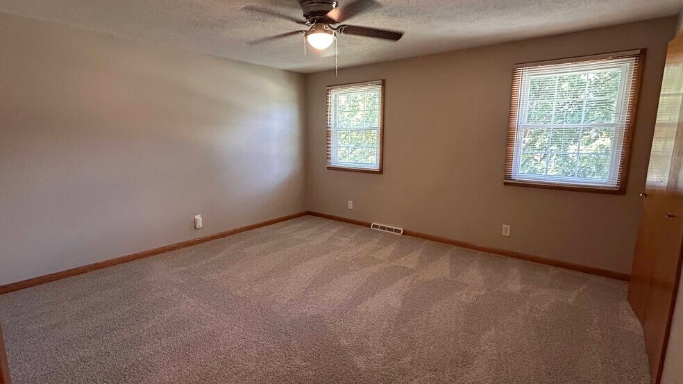 Building Photo - 479 Dohner Dr