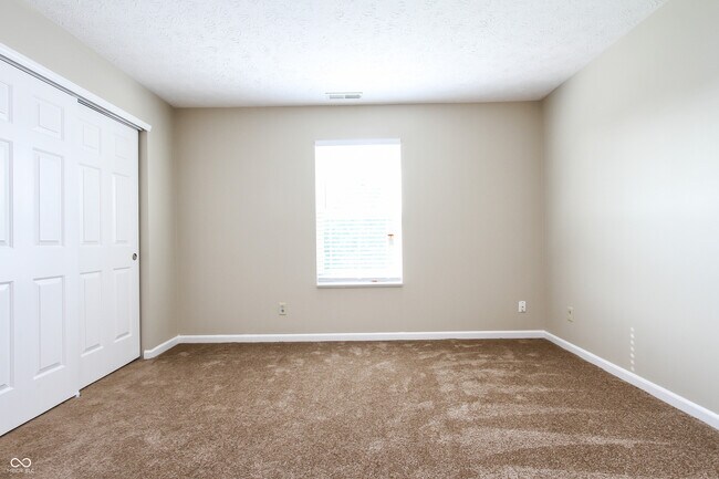 Building Photo - 3102 Salamonie Dr
