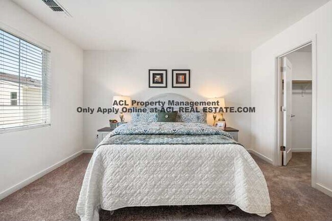 Building Photo - Modern 3BR/3BA Home in Bayshores | 1,542 Sq Ft | Prime Location