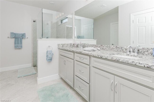 Building Photo - 6189 Harmony Dr