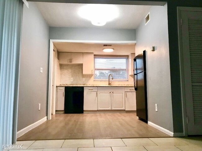 Primary Photo - 3542 66th St N