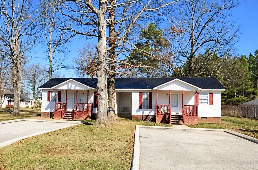 Building Photo - 790 Bybee Branch Rd