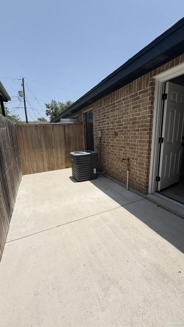 Building Photo - 2118 Earth Ln
