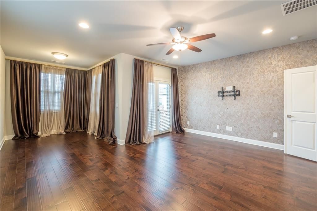 Building Photo - 4216 Deming Cir