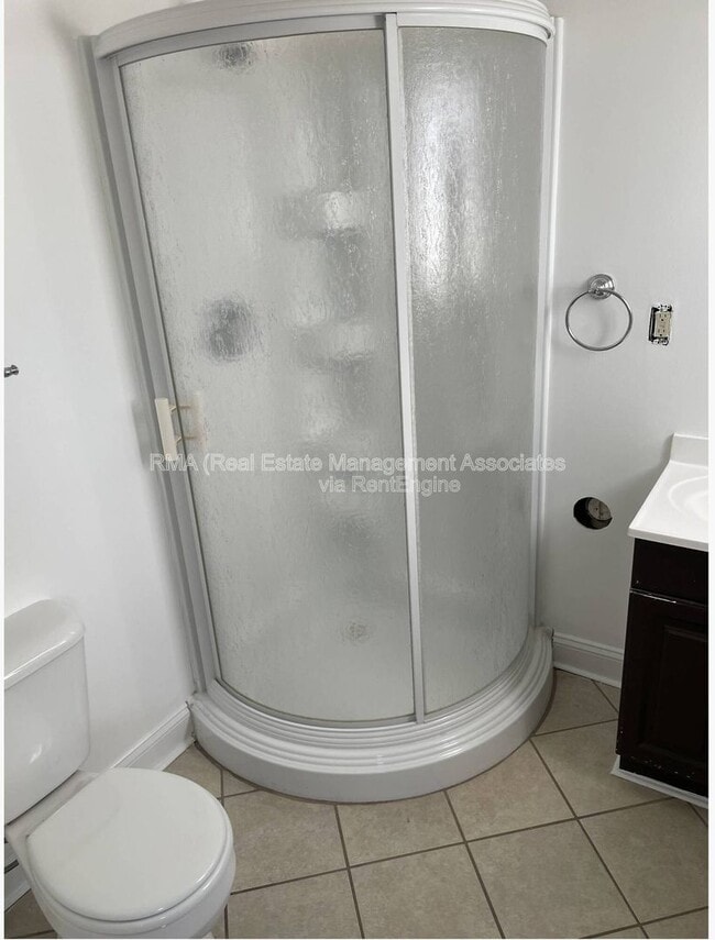 Building Photo - 11 Market St