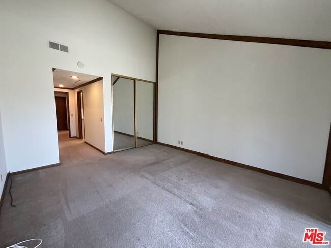 Building Photo - 1195 N Diamond Bar Blvd