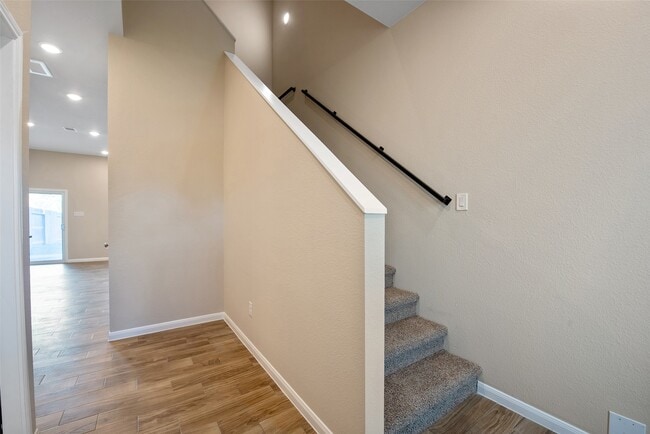 Building Photo - 7937 Richland Dr