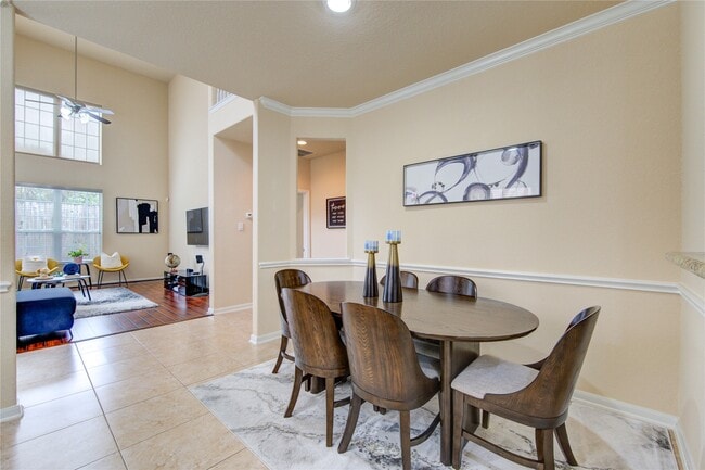 Building Photo - 1243 Glenwood Canyon Ln
