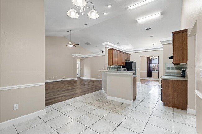 Building Photo - 5320 SW 115th Loop