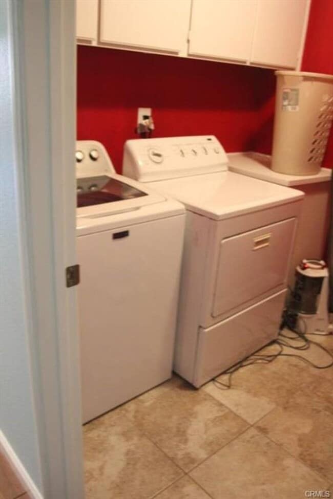 Building Photo - Save money on Electricity with these Spaci...