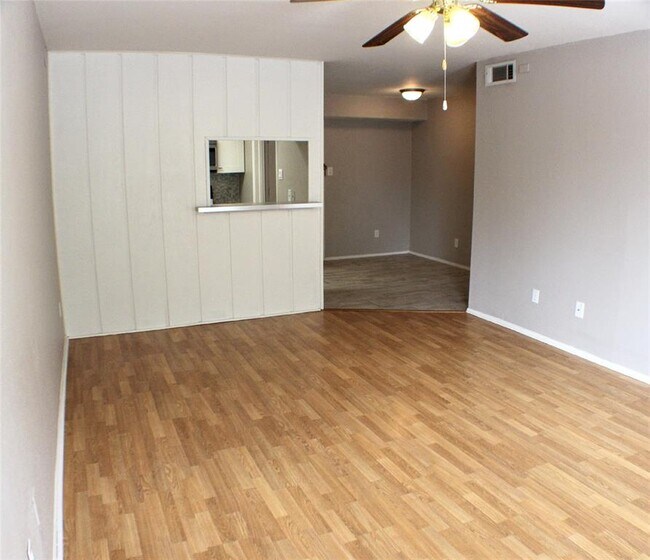 Building Photo - 4633 Wild Indigo St