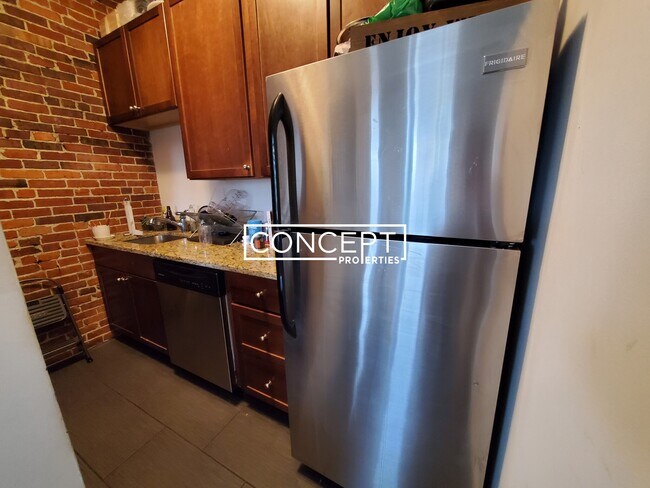 Building Photo - 23 Cortes St