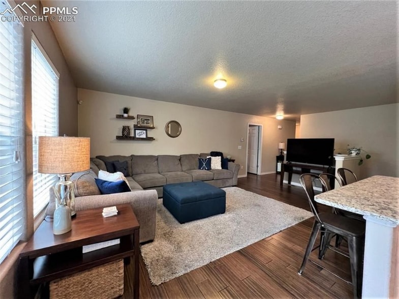 Building Photo - 2373 Spring Blossom Dr