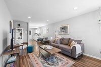 Building Photo - 1122 2nd Ave S