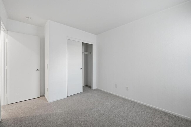 Building Photo - 1446 Trouville Ln