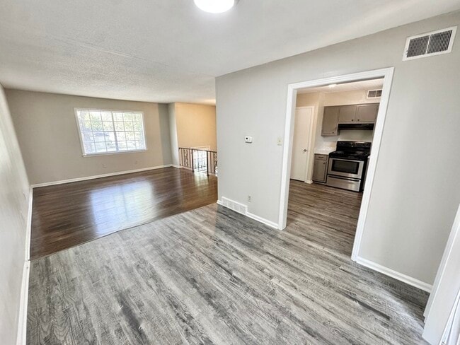Building Photo - 4347 Fortner Ave