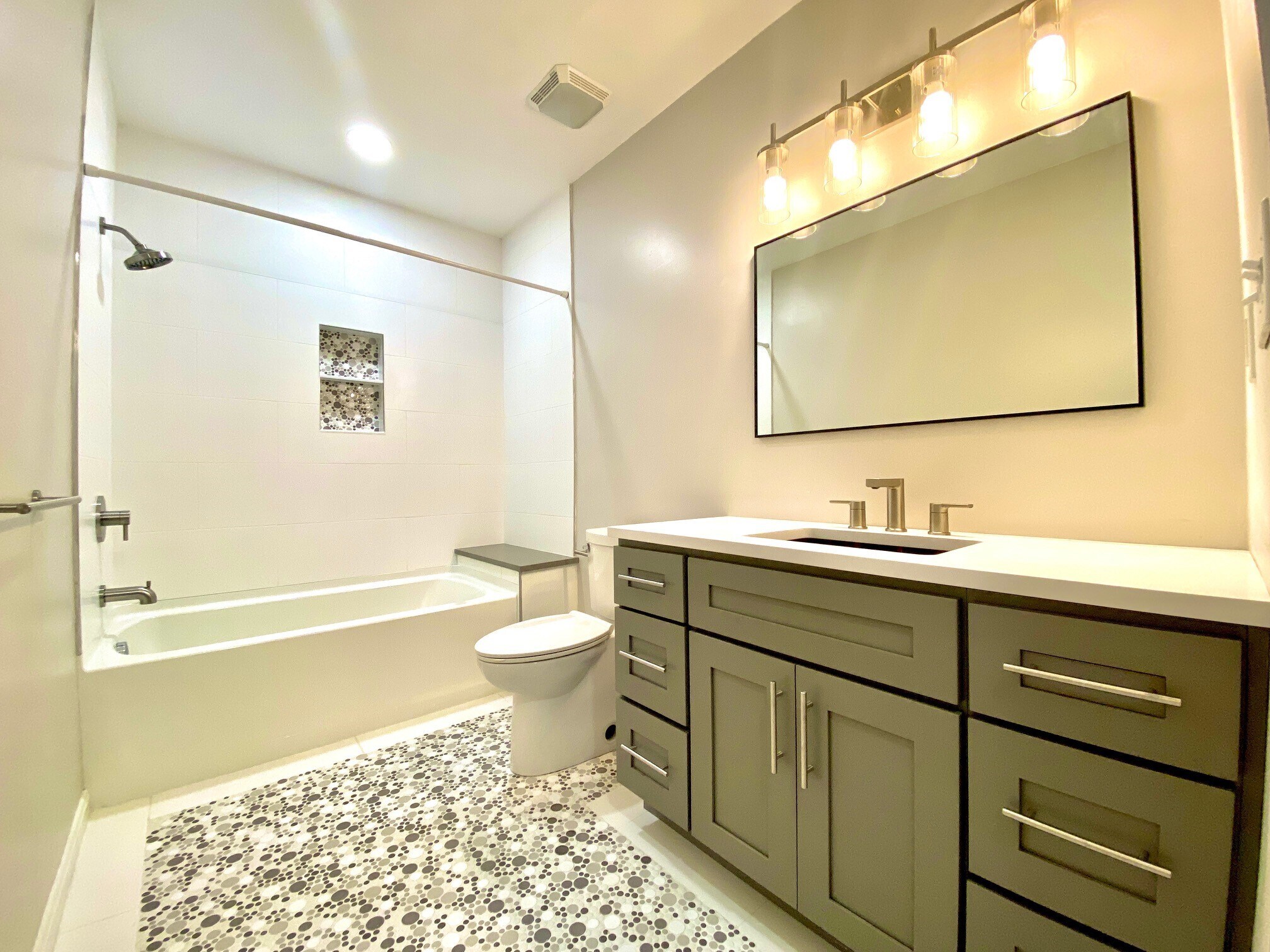 Building Photo - 155 W Brookline St