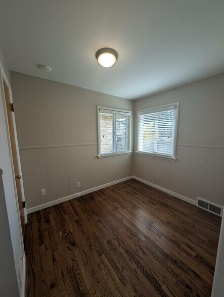 Office/Nursery - 2907 W Princeton Ave
