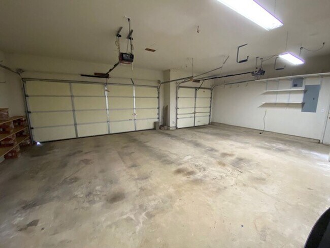 Building Photo - Coming Soon!!!!!  Union schools: 4 bedroom...