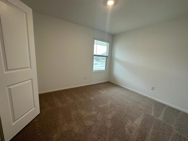 Building Photo - 346 Carmello