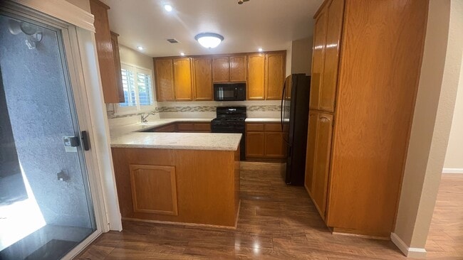 Building Photo - 1617 Cashmere Dr