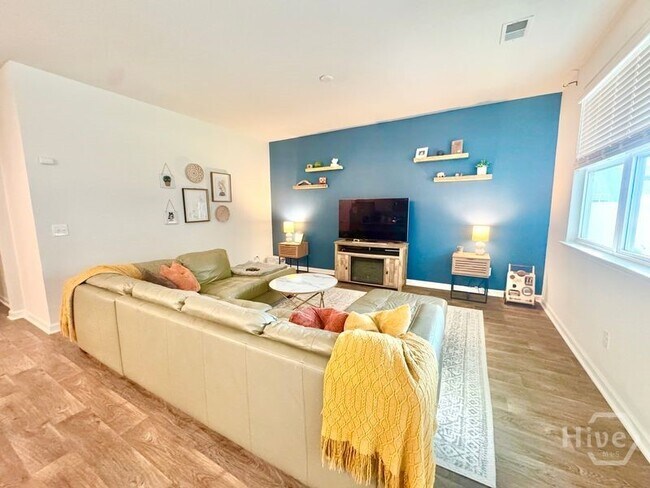 Building Photo - 3 Heavener Rd