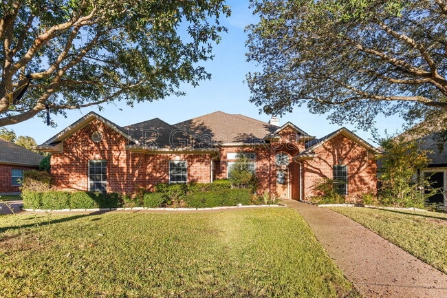 Building Photo - 1405 Gunnison Dr