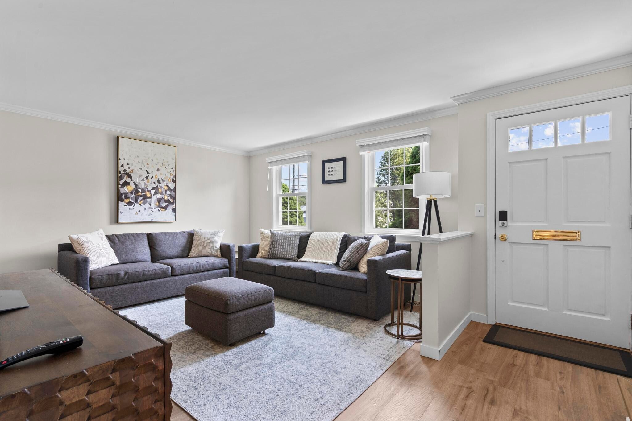 Building Photo - 26 Linden St