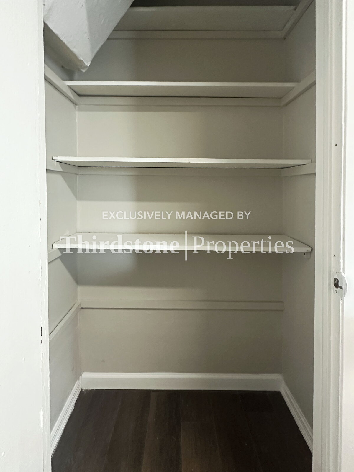 Building Photo - 8544 Oak Leaf Rd