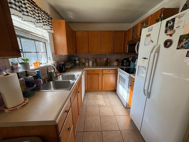 Building Photo - Great 3-bed 2-bath Home Birdville ISD *New...
