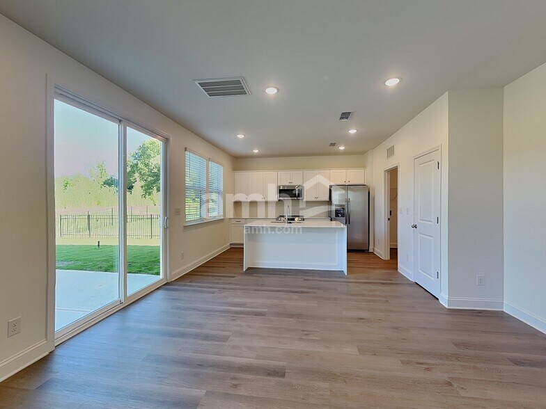 Building Photo - 4111 Williams Pond Rd