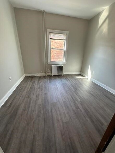 Building Photo - 228 73rd St