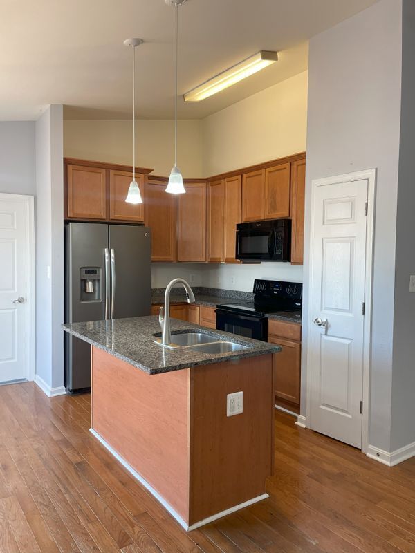 Building Photo - 205 Tessing Ct