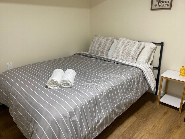 Building Photo - 4105 Fort Hamilton Pkwy