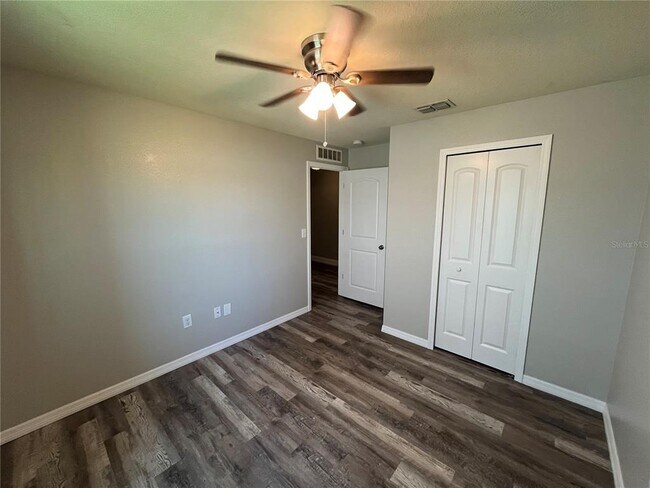 Building Photo - 4167 Sand Ridge Blvd