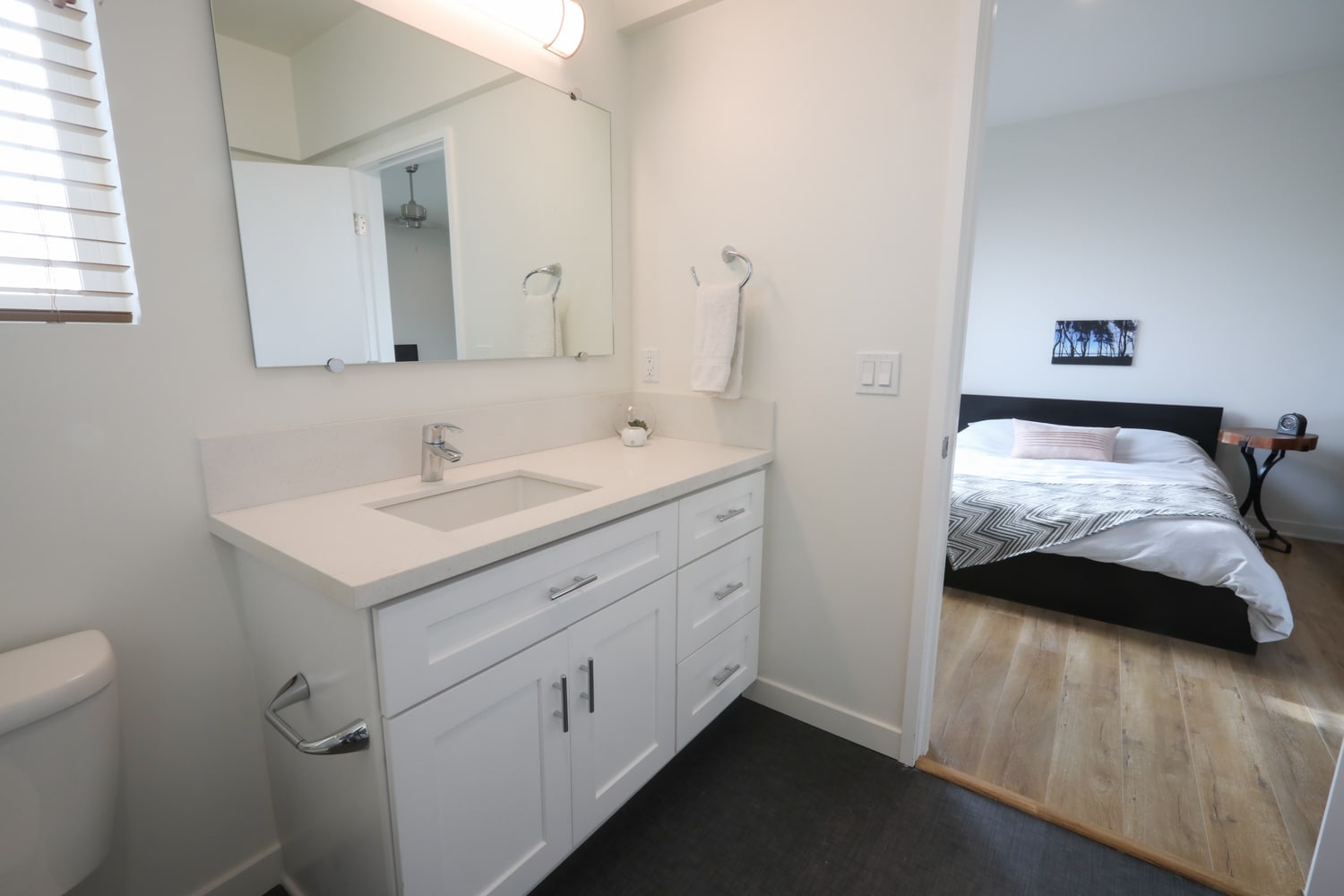 bathroom - 5601 W 78th St
