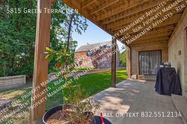 Building Photo - 5815 Green Terrace Ln