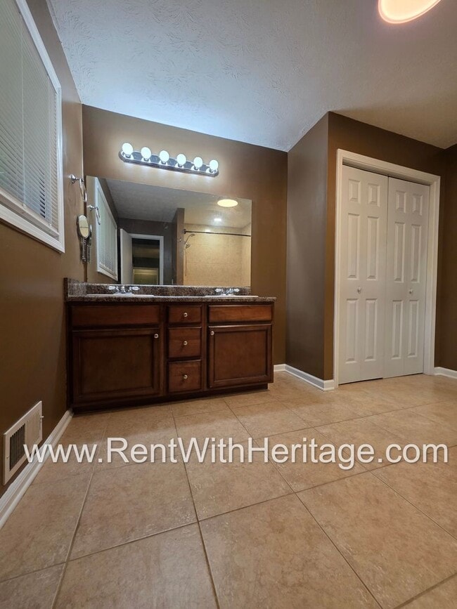 Building Photo - Gorgeous 4 Sided Brick Home/ Upgrades Galore/ Full Unfinished Basement