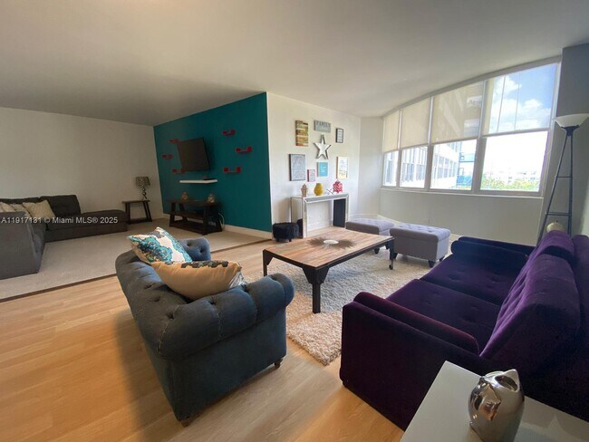 Building Photo - 7441 Wayne Ave